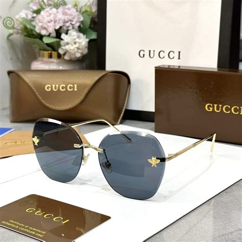 gucci bee pendant|gucci sunglasses with bee.